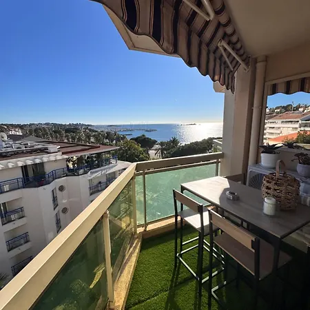 Bleu Azur -vue 6e Etage - Triangle D'or