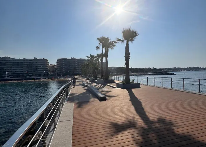 Bleu Azur -vue 6e Etage - Triangle D'or Saint-Raphaël